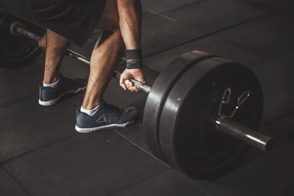 man about to deadlift